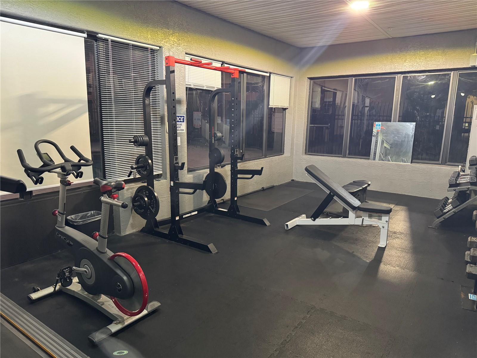 PALMS VILLA RESIDENCES - Residential Lease