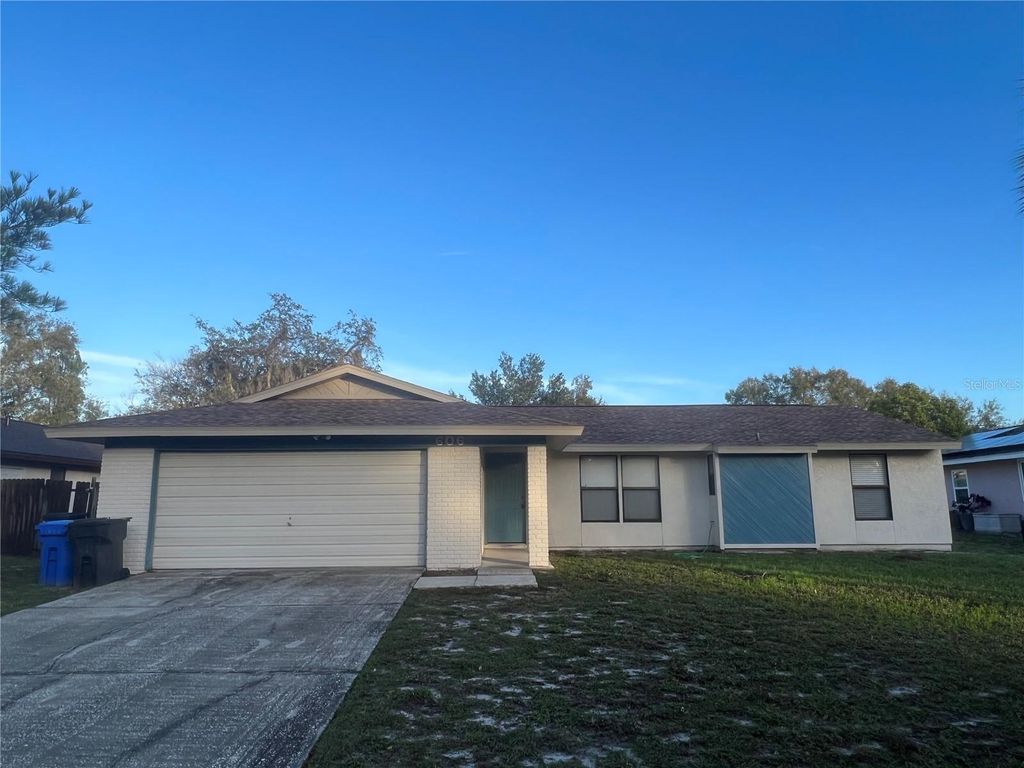 Photo of 606 Cedar Grove Drive, Brandon, FL 33511 (MLS # TB8493971)