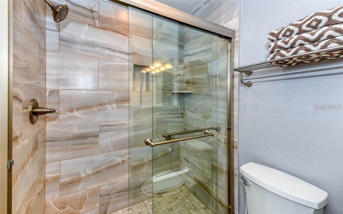 ASHTON LAKES 03 - Residential Lease