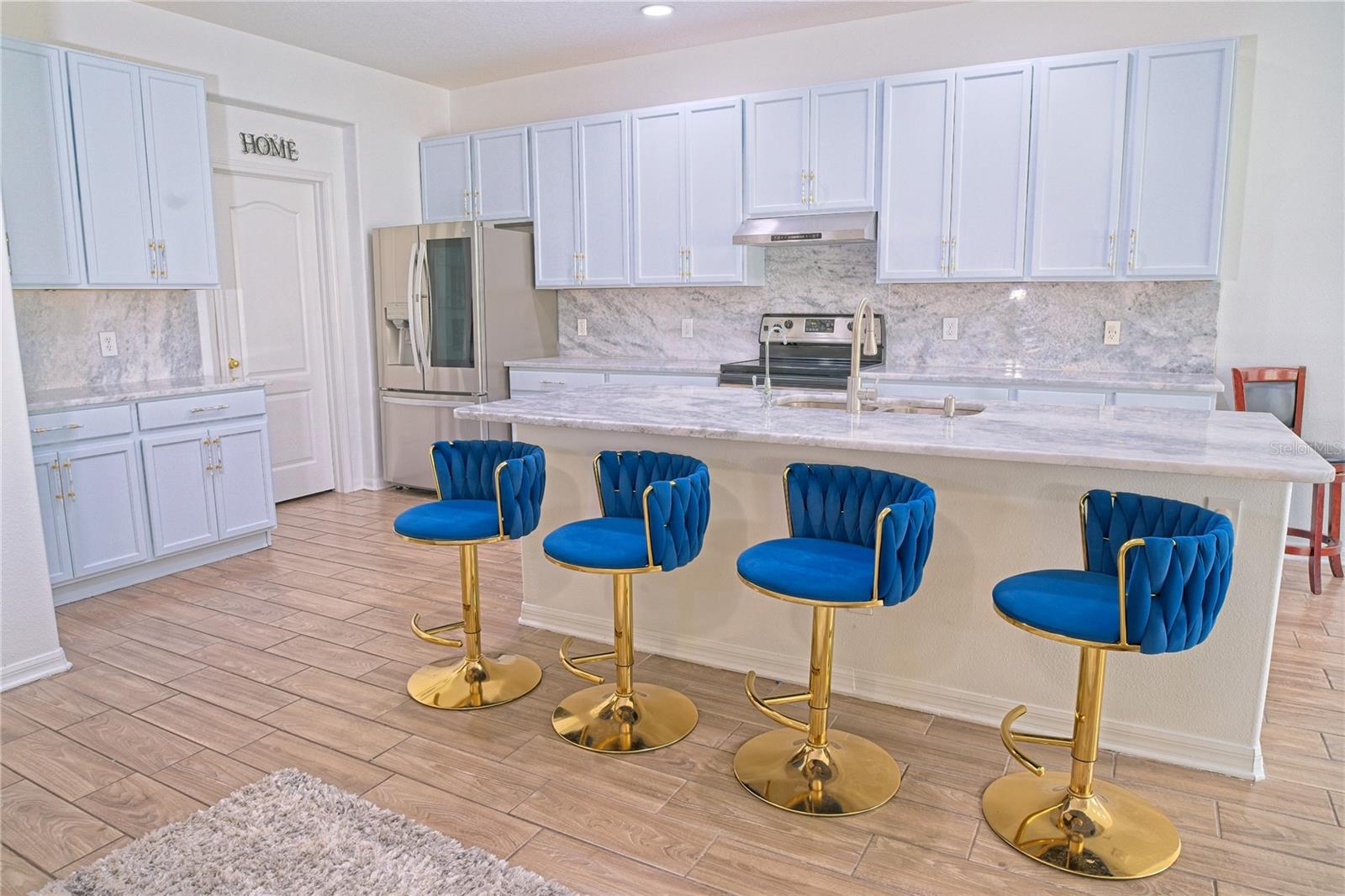 11118 GOLDEN SILENCE DRIVE