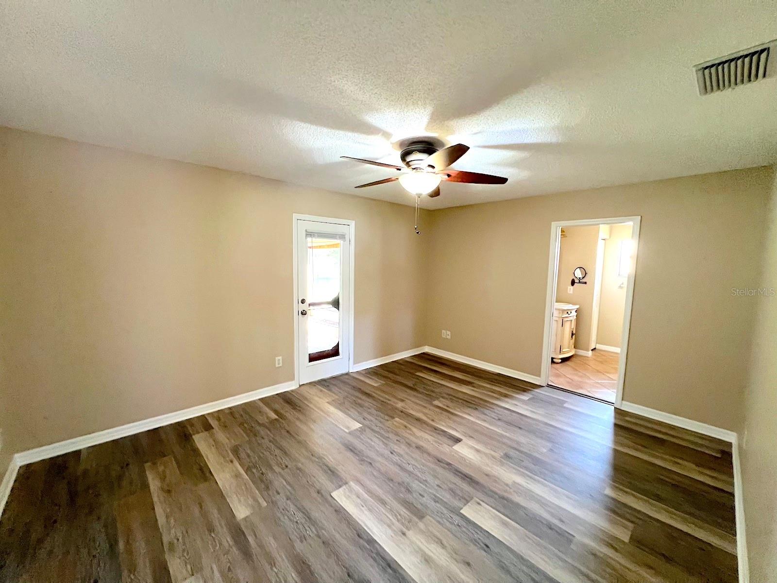 LEHIGH WOODS - Residential Lease