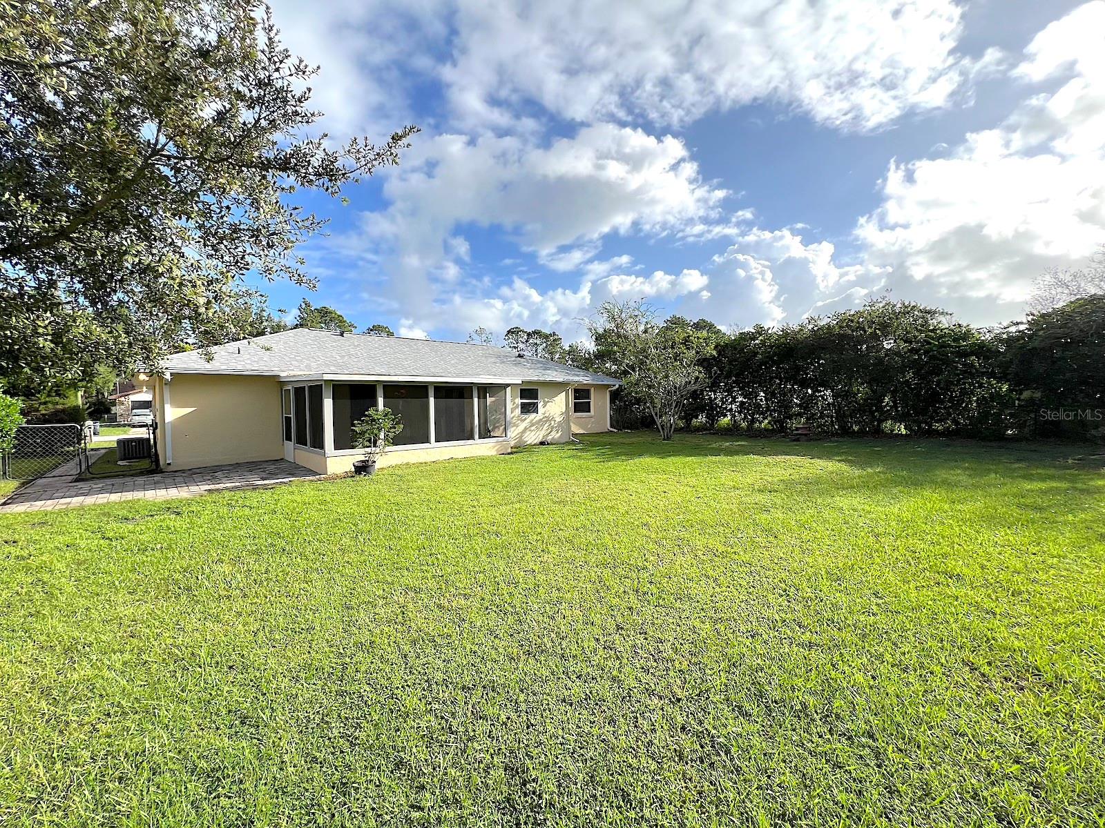 LEHIGH WOODS - Residential Lease