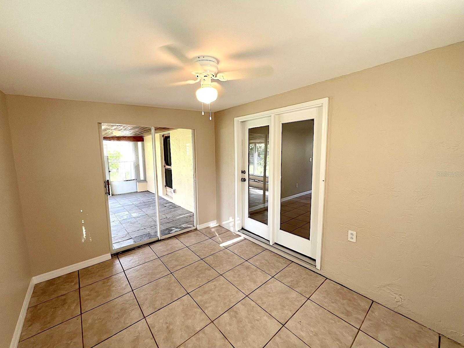 LEHIGH WOODS - Residential Lease