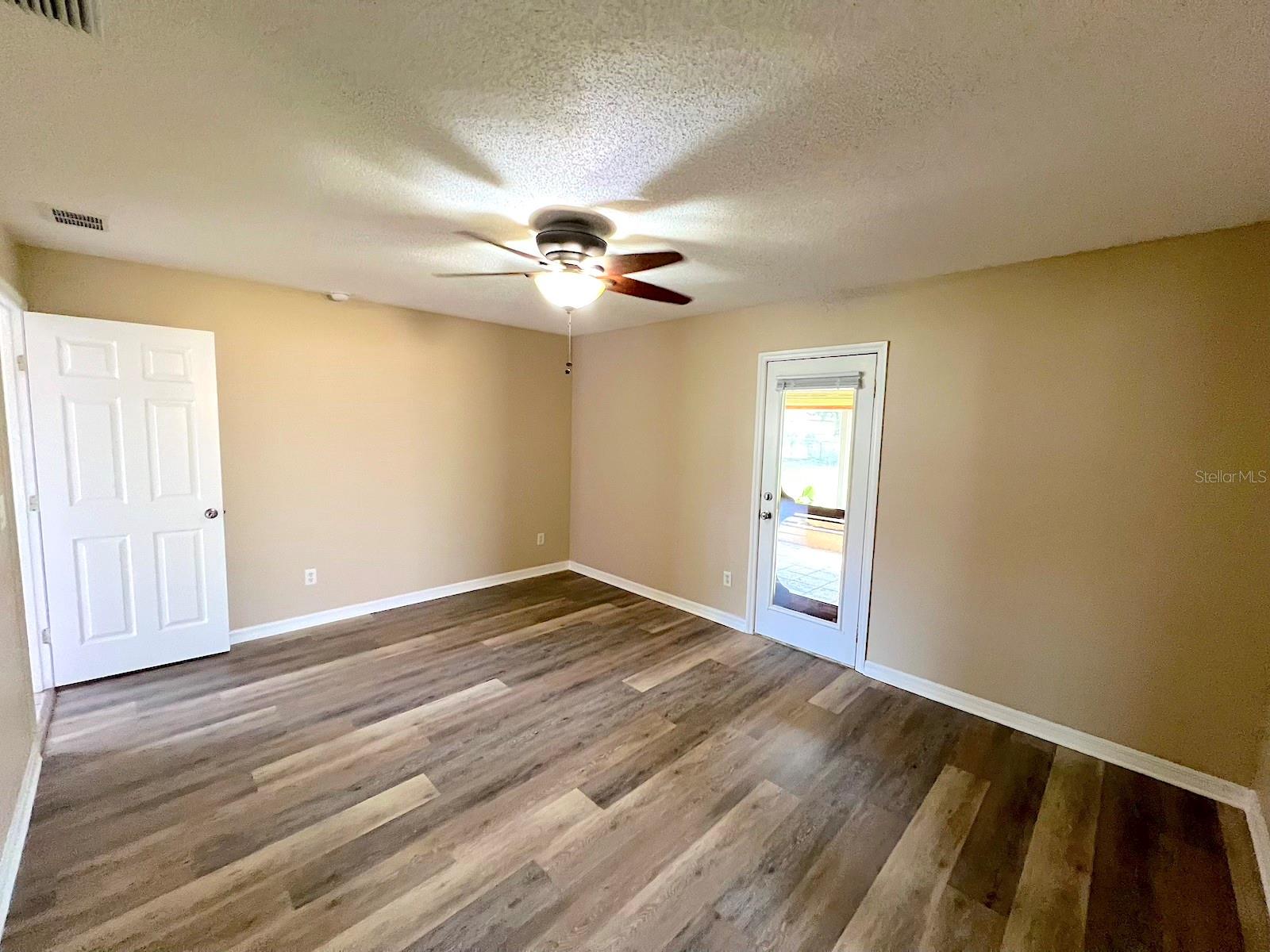 LEHIGH WOODS - Residential Lease