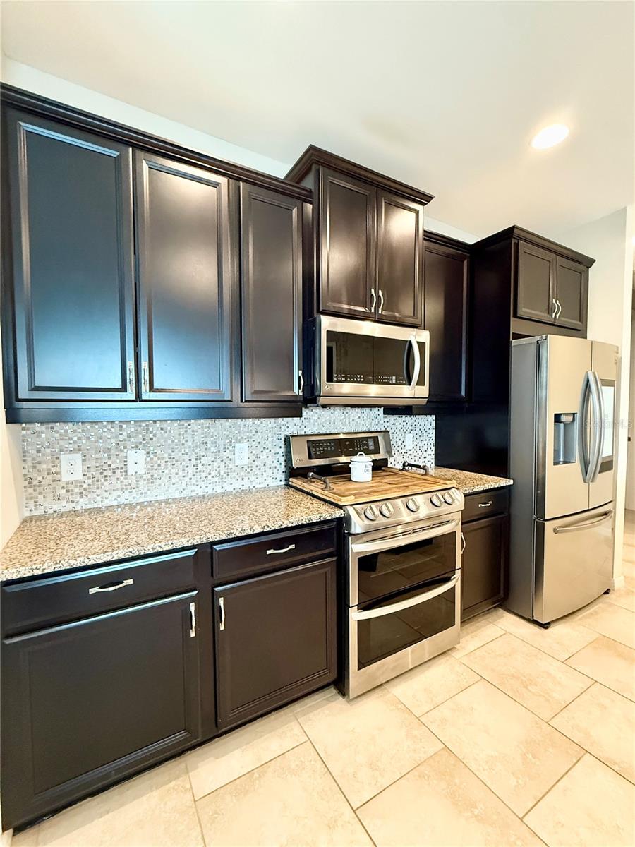 26185 PALACE LANE 202