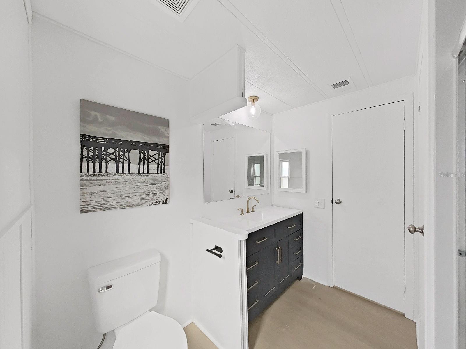 FOXWOOD LAKE ESTATES PH 01 - Residential