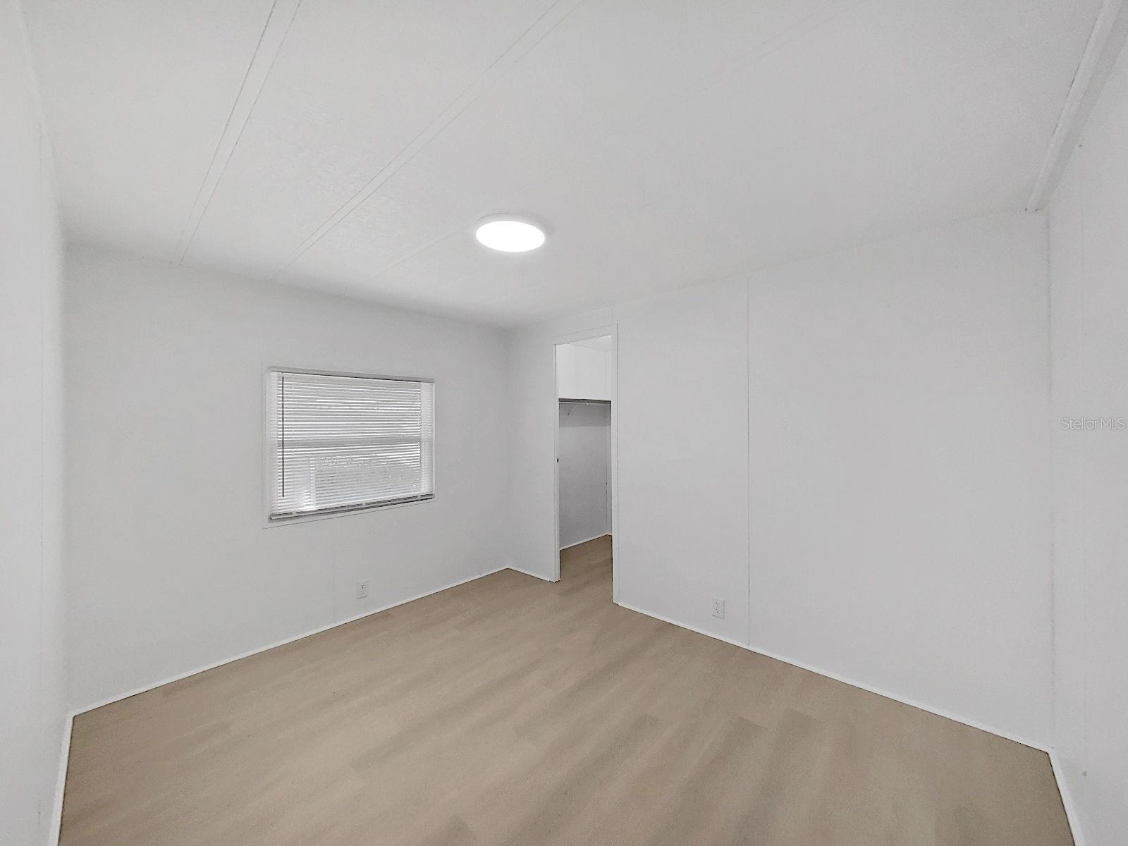 FOXWOOD LAKE ESTATES PH 01 - Residential