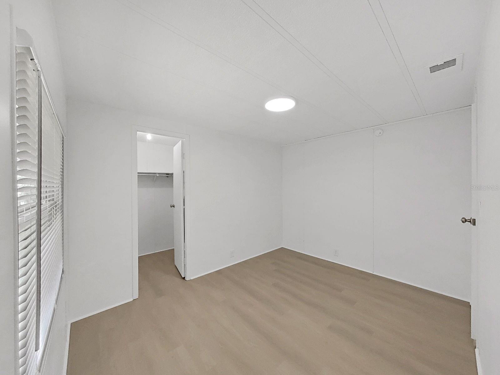 FOXWOOD LAKE ESTATES PH 01 - Residential