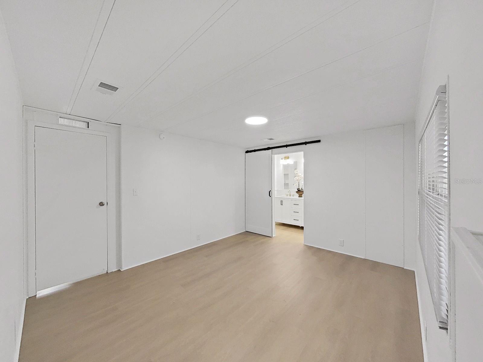 FOXWOOD LAKE ESTATES PH 01 - Residential