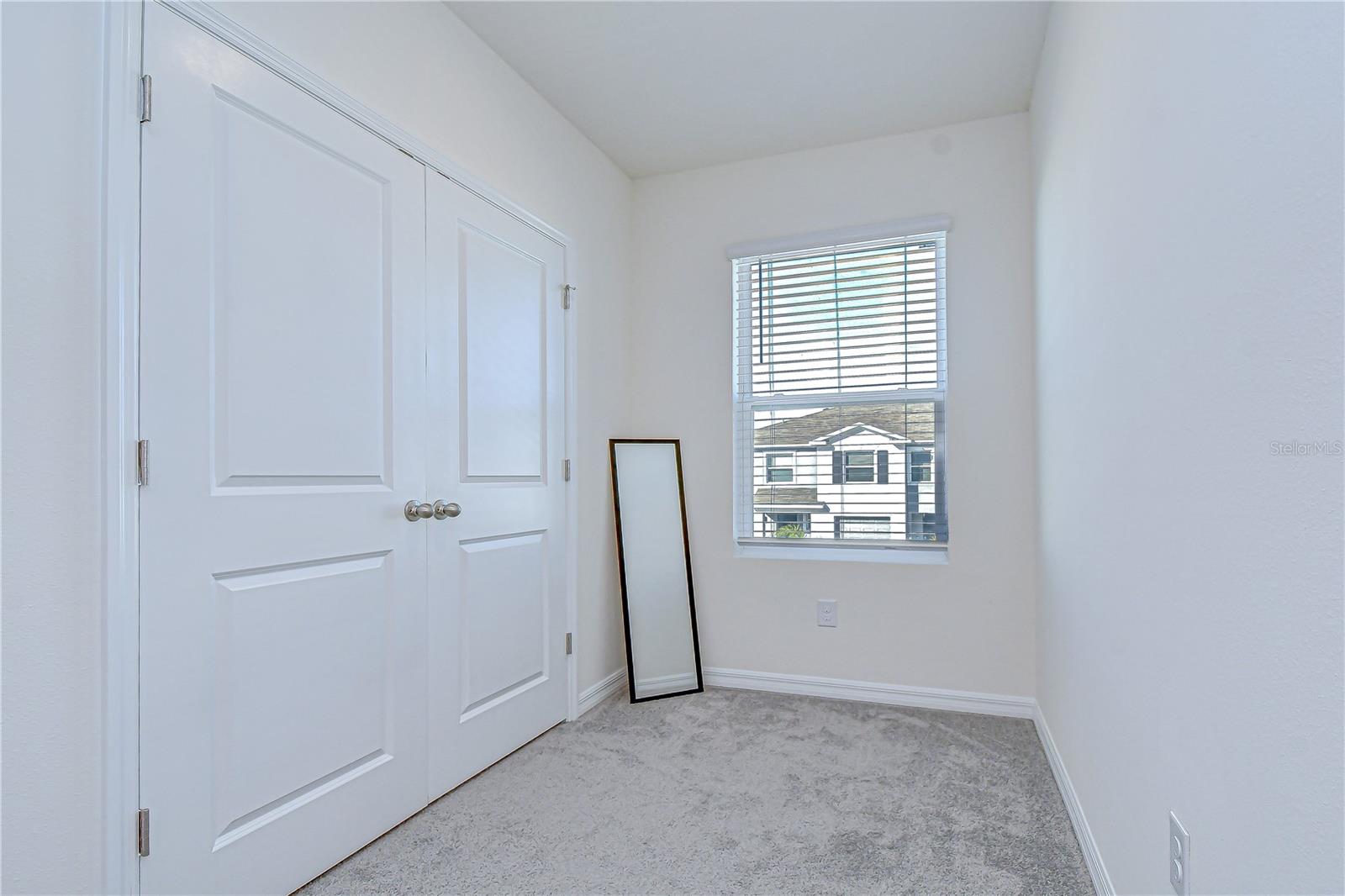 MANGROVE POINT - Residential