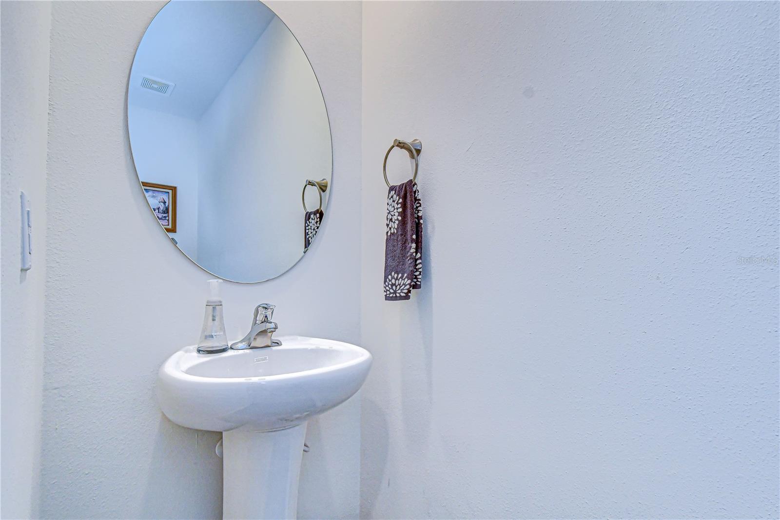 MANGROVE POINT - Residential