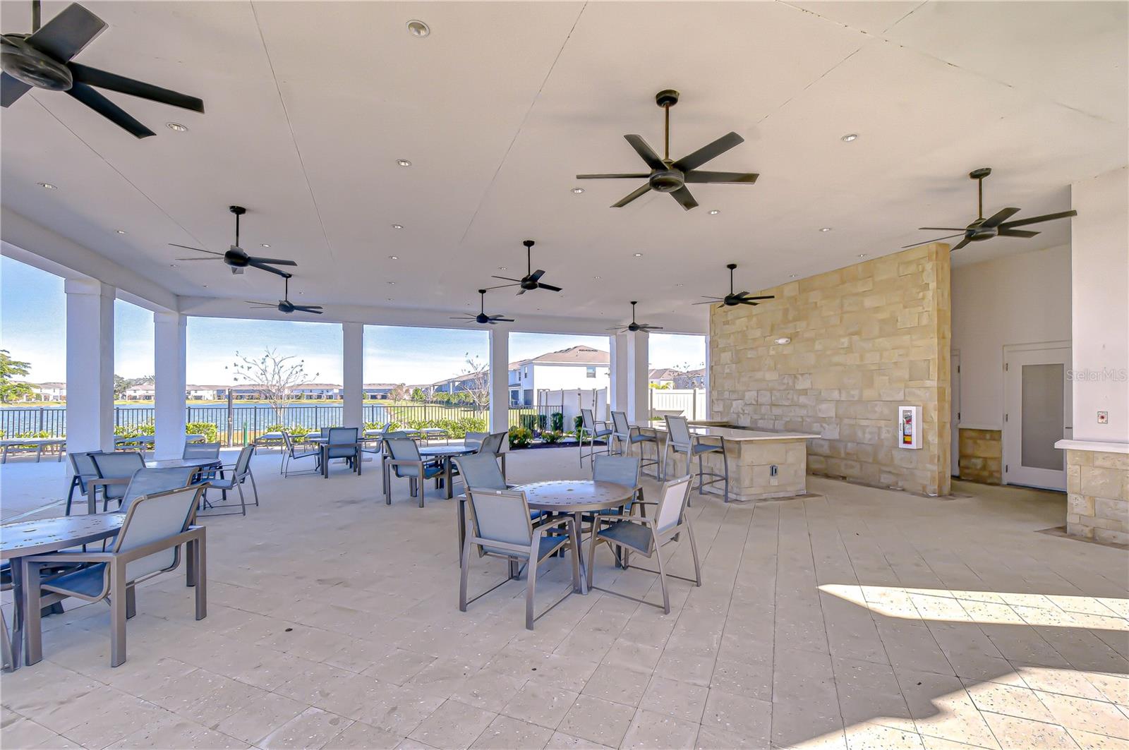 MANGROVE POINT - Residential