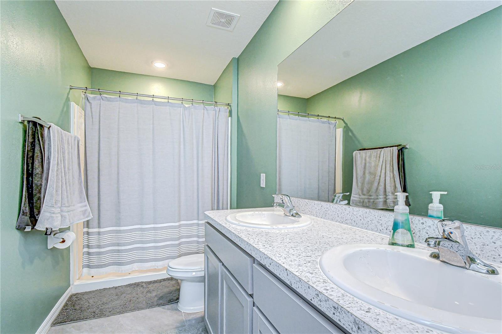 MANGROVE POINT - Residential