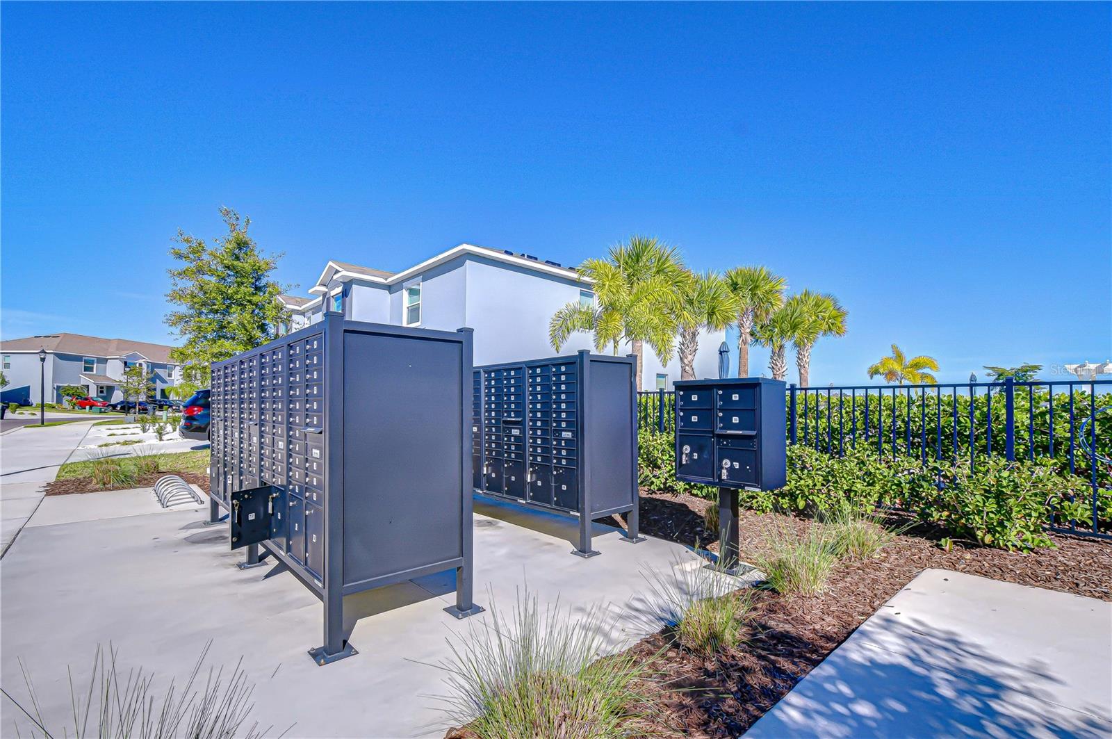 MANGROVE POINT - Residential