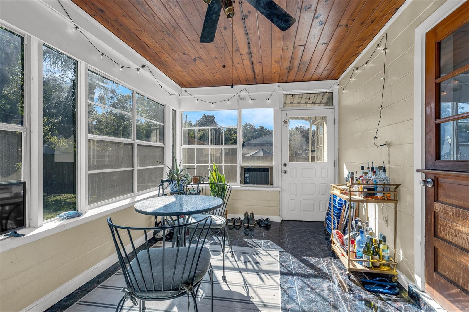 LAWSONA PARK - Residential