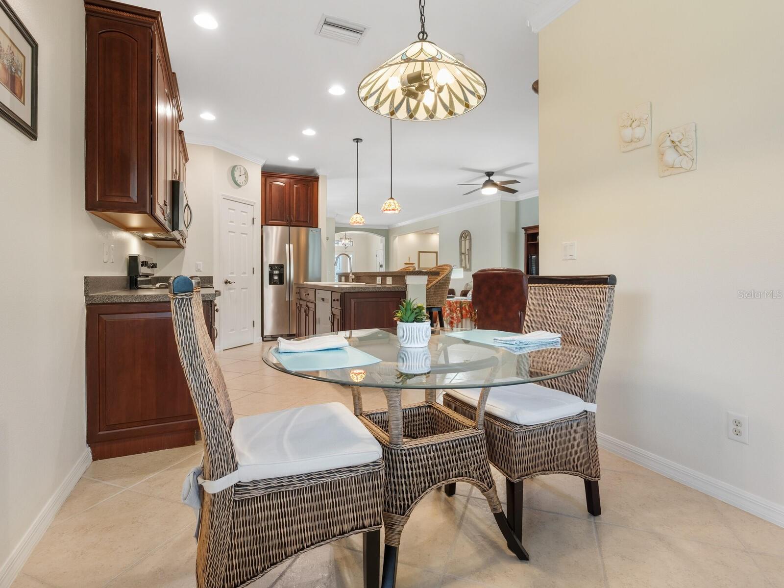 VENETIAN FALLS PH 3 - Residential