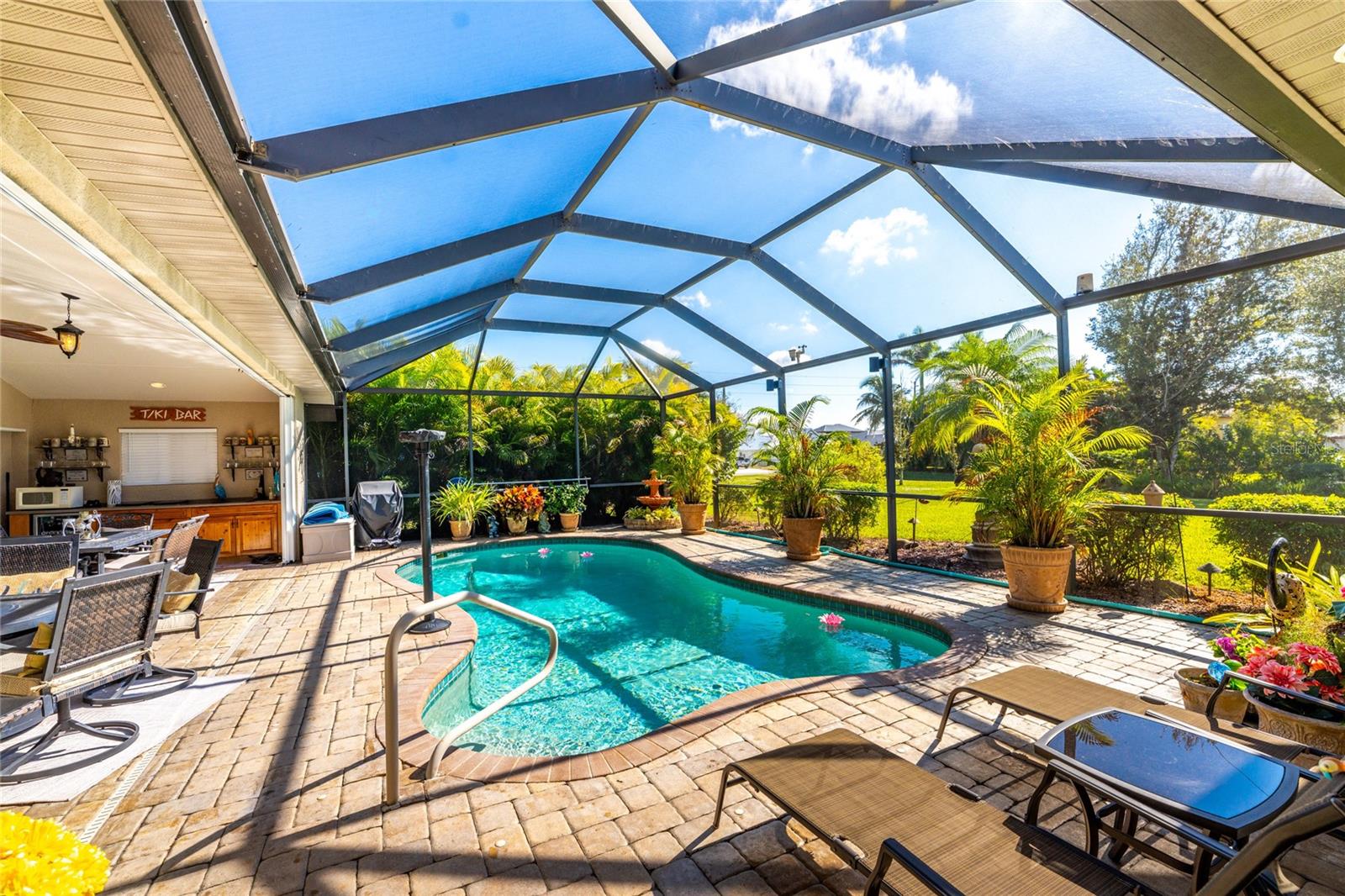 ROTONDA WEST WHITE MARSH - Residential