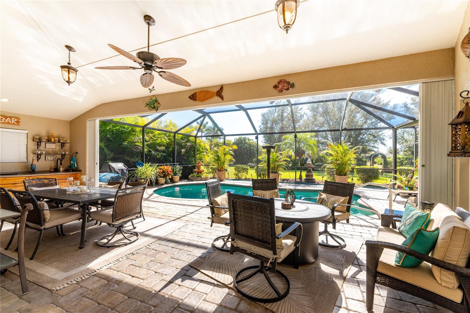 ROTONDA WEST WHITE MARSH - Residential