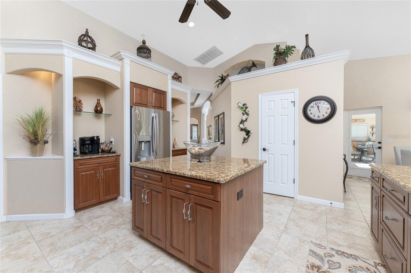 ROTONDA WEST WHITE MARSH - Residential