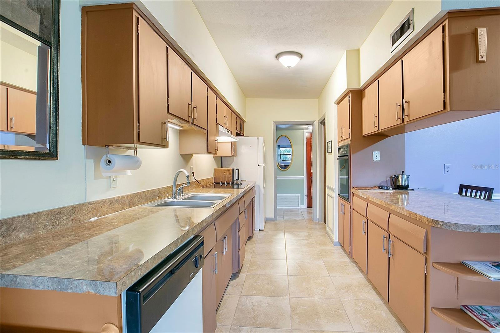 GARDENDALE UNIT 04 - Residential