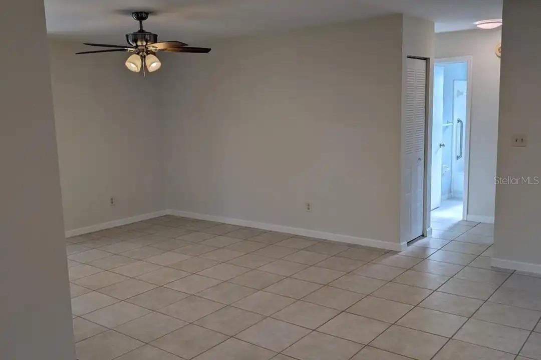 NORTHWOOD OAKS - Residential Lease