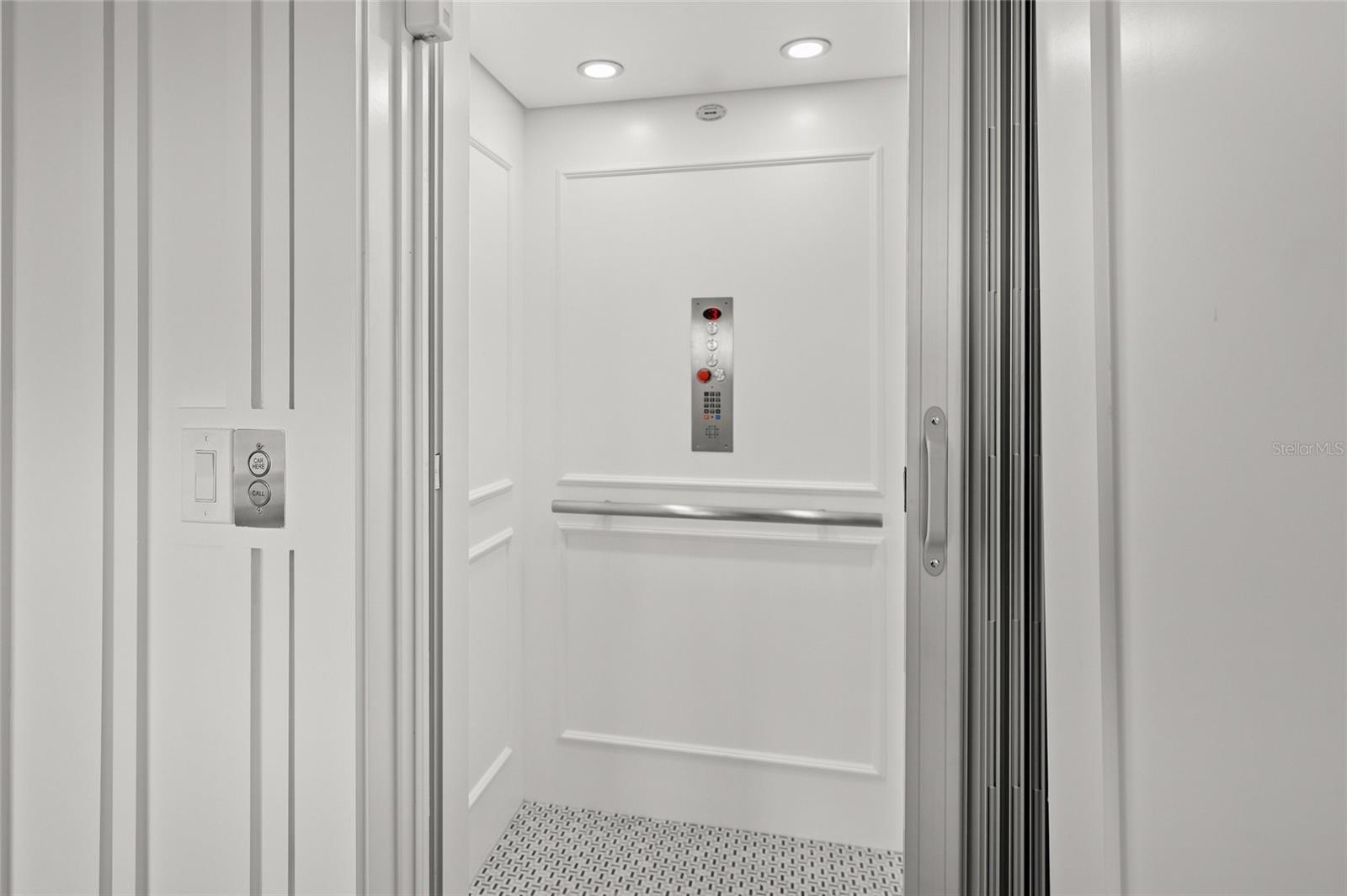 BAY PALMS ADD - Residential