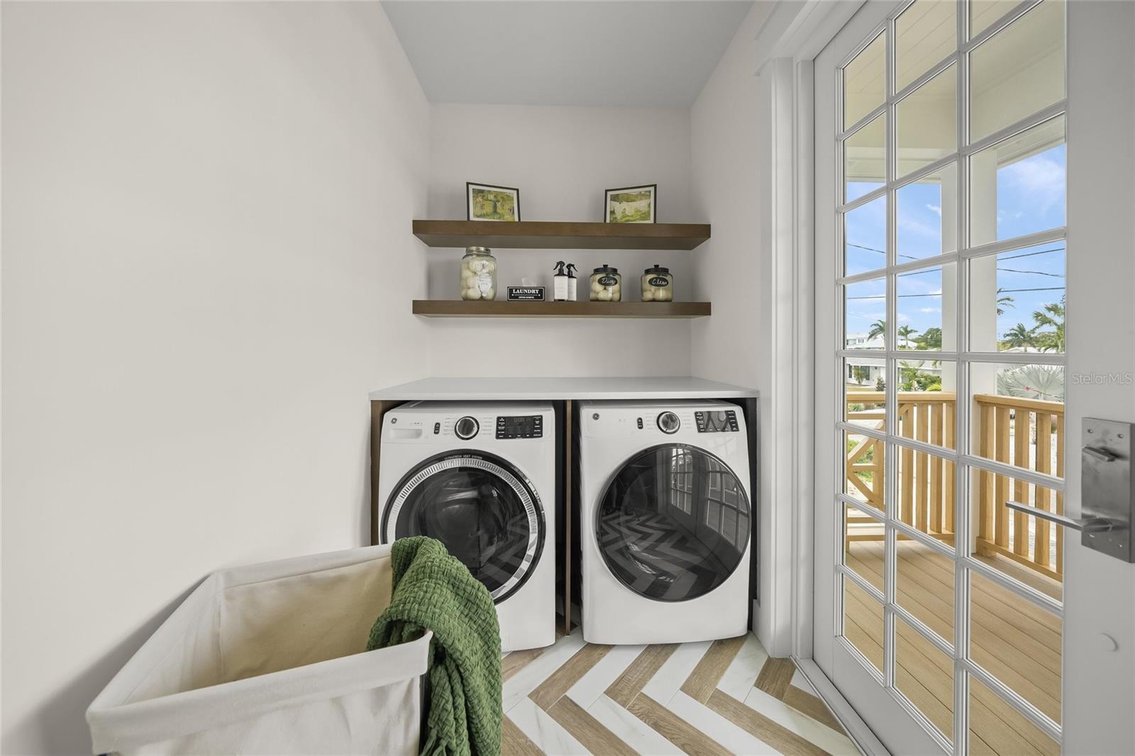 BAY PALMS ADD - Residential