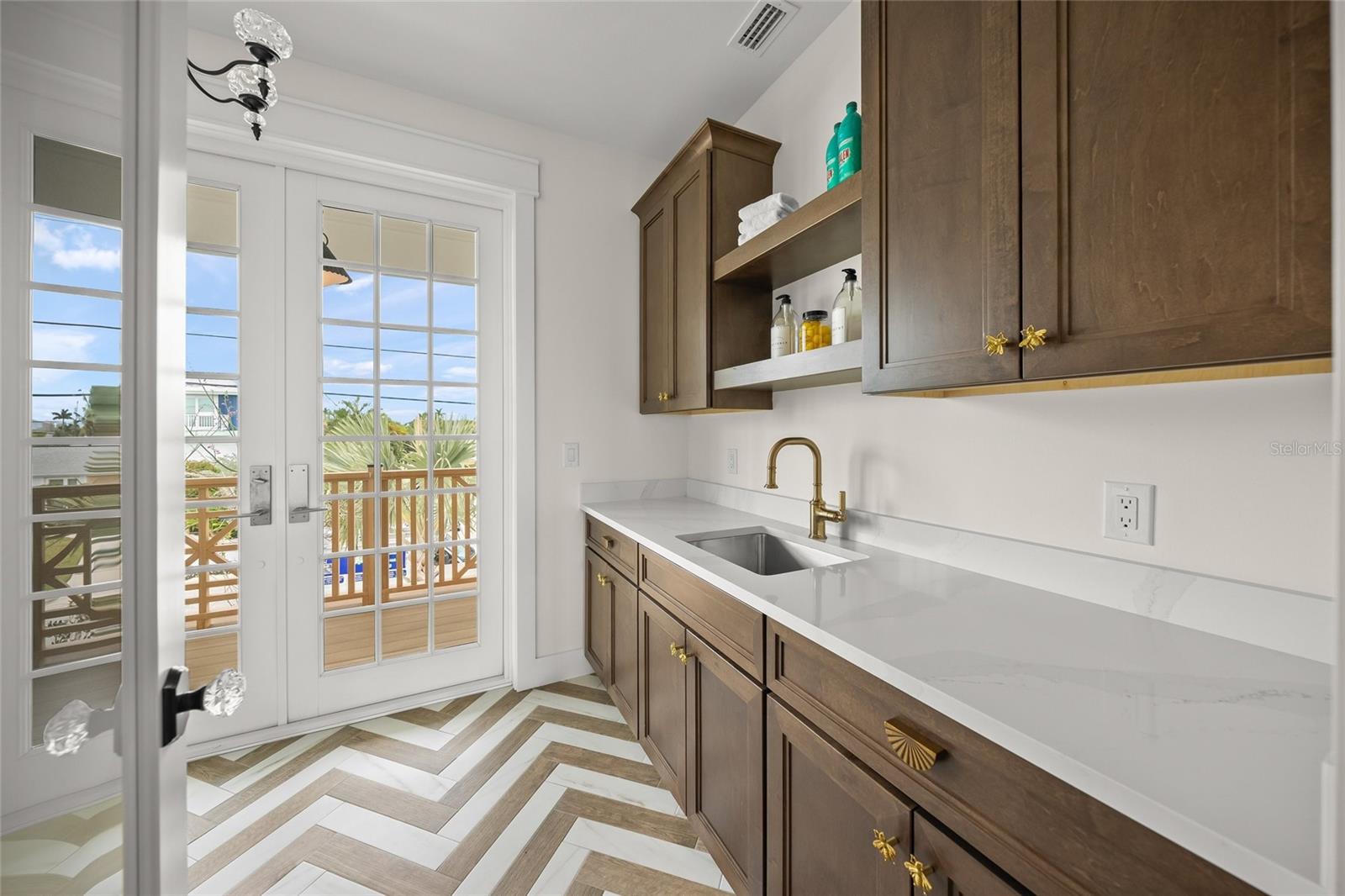 BAY PALMS ADD - Residential