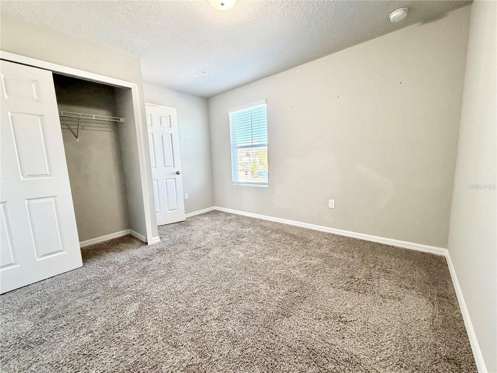 GREENS/FRST LAKE PH 2 - Residential Lease