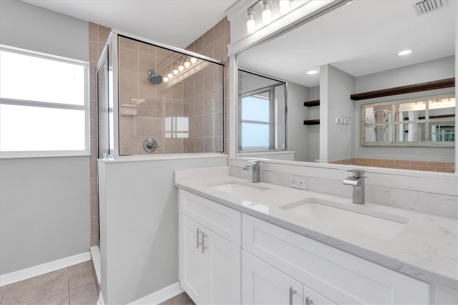 COLLEGE CHASE PH 1 - Residential