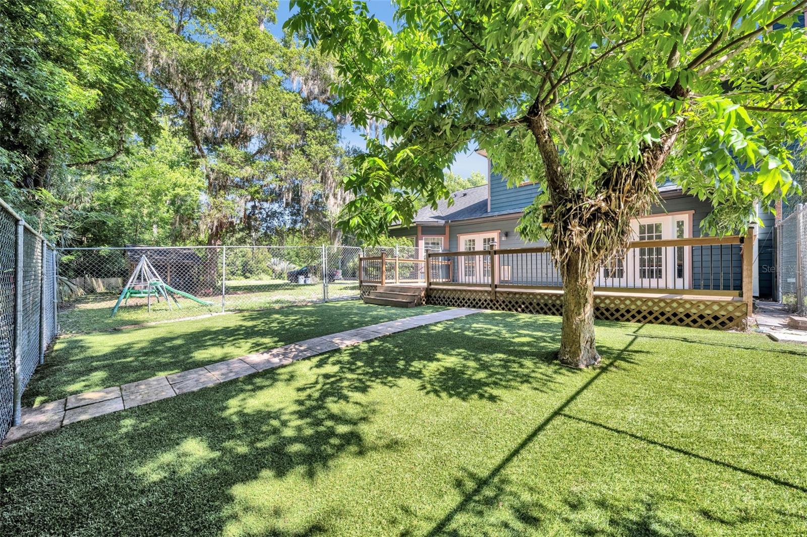 BLACK HAMMOCK - Residential