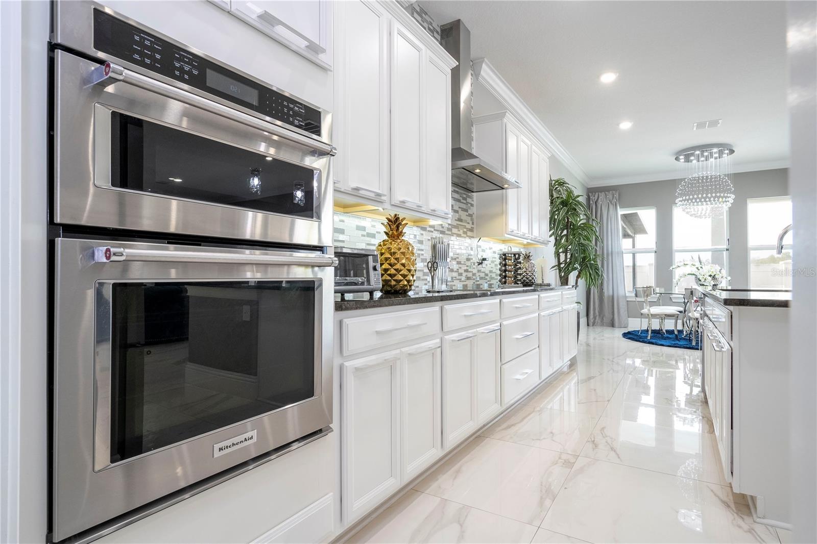 ESTATES/PARKSIDE - Residential