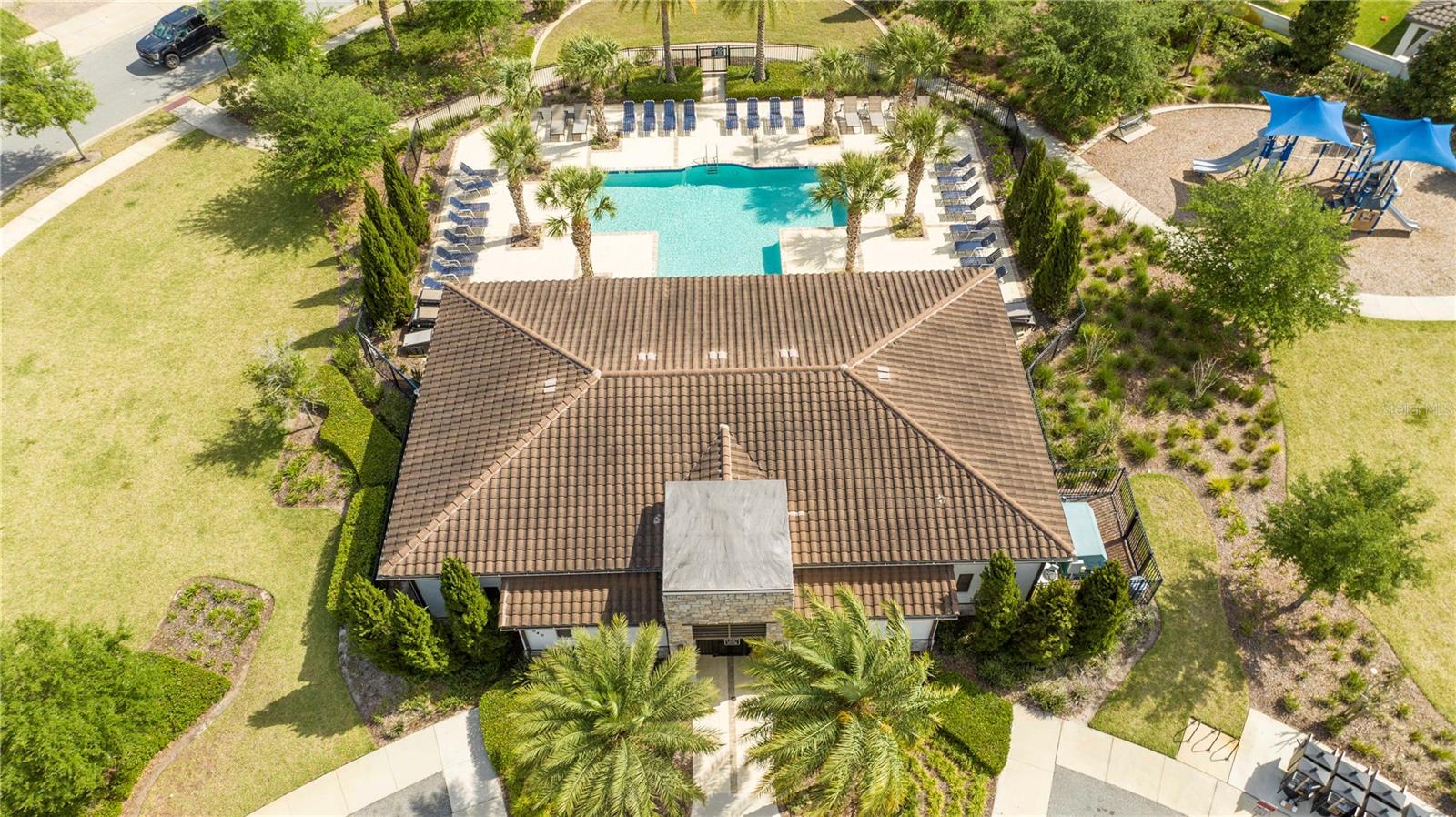 ESTATES/PARKSIDE - Residential
