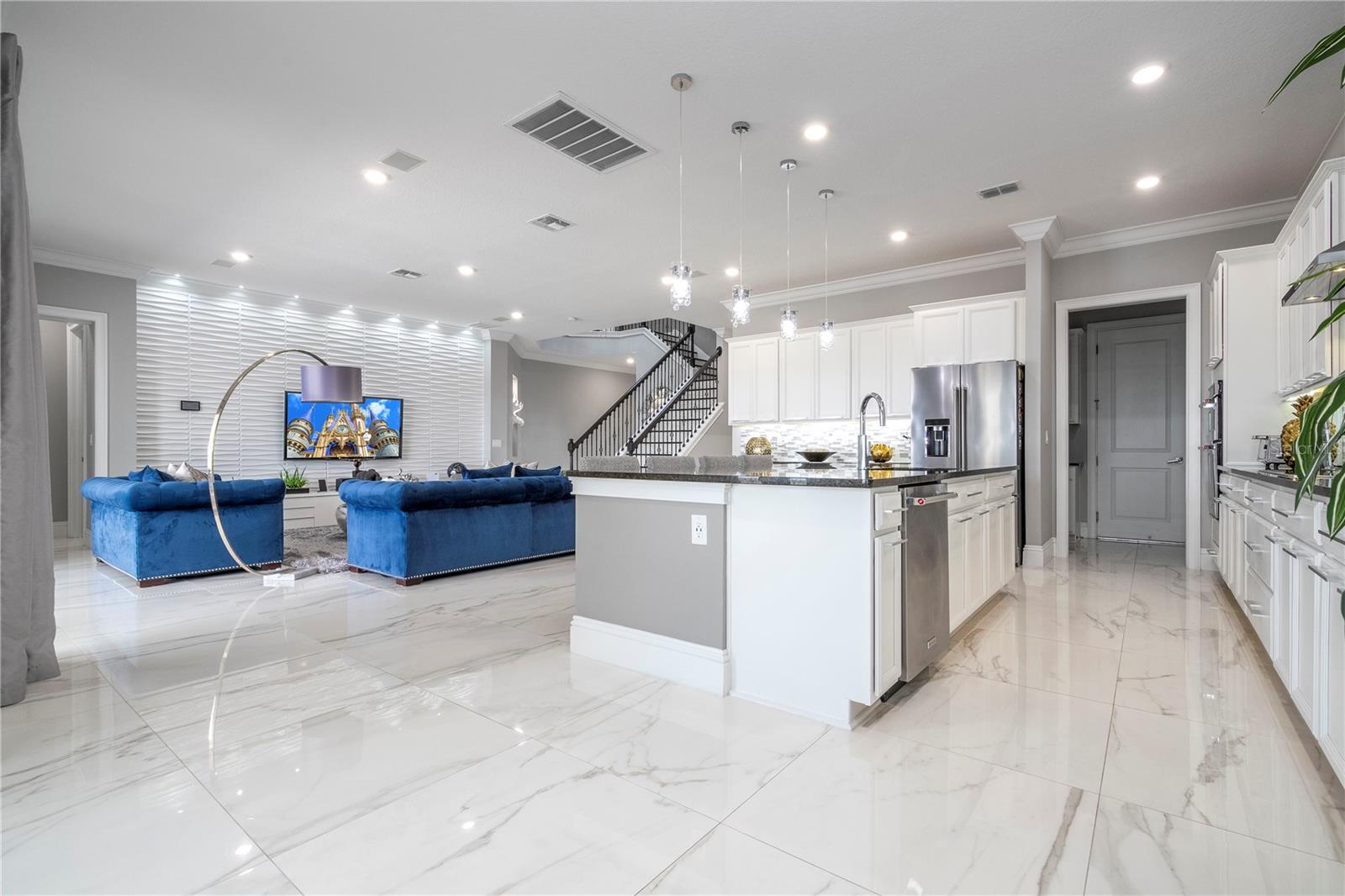ESTATES/PARKSIDE - Residential