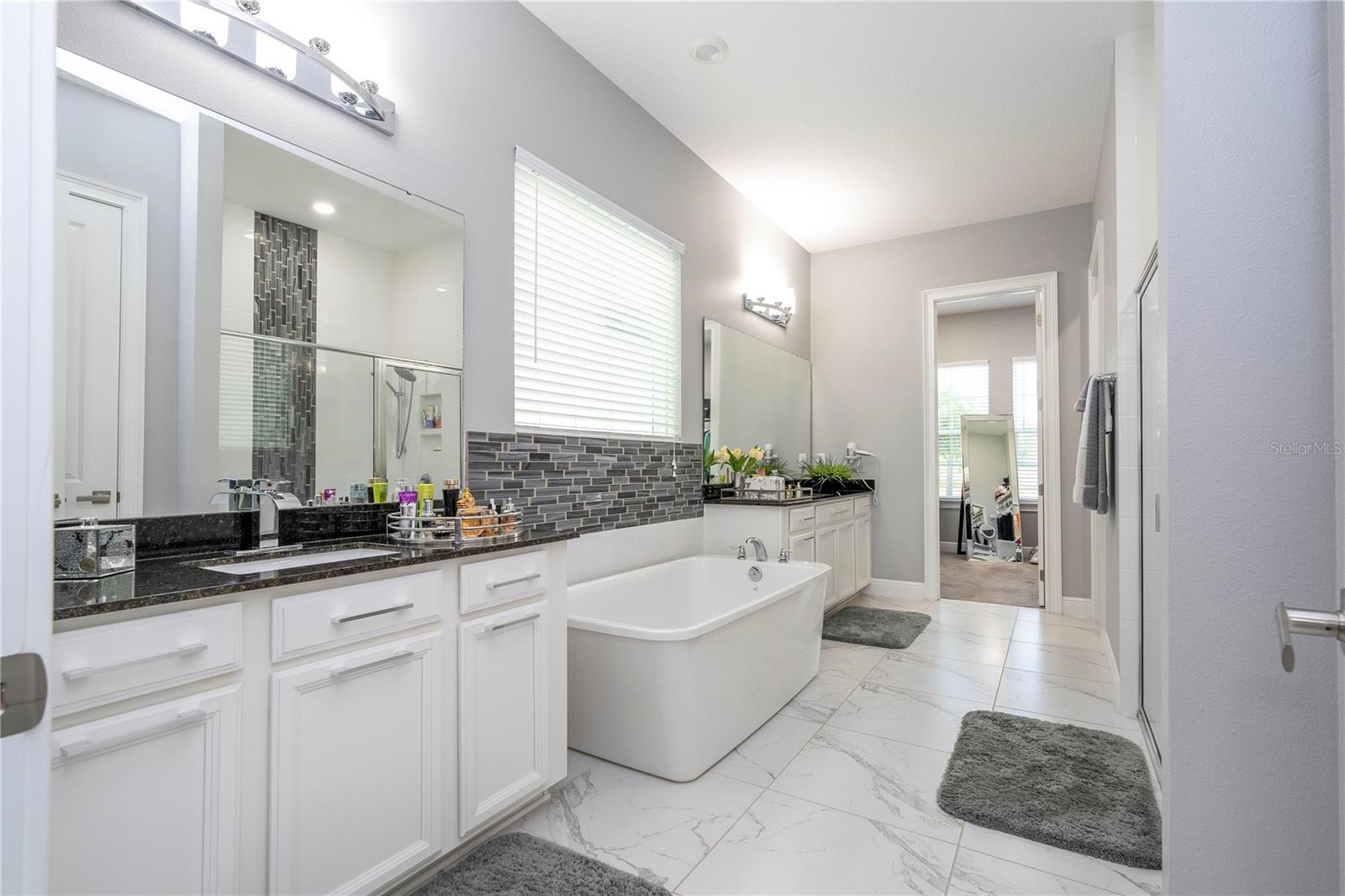 ESTATES/PARKSIDE - Residential