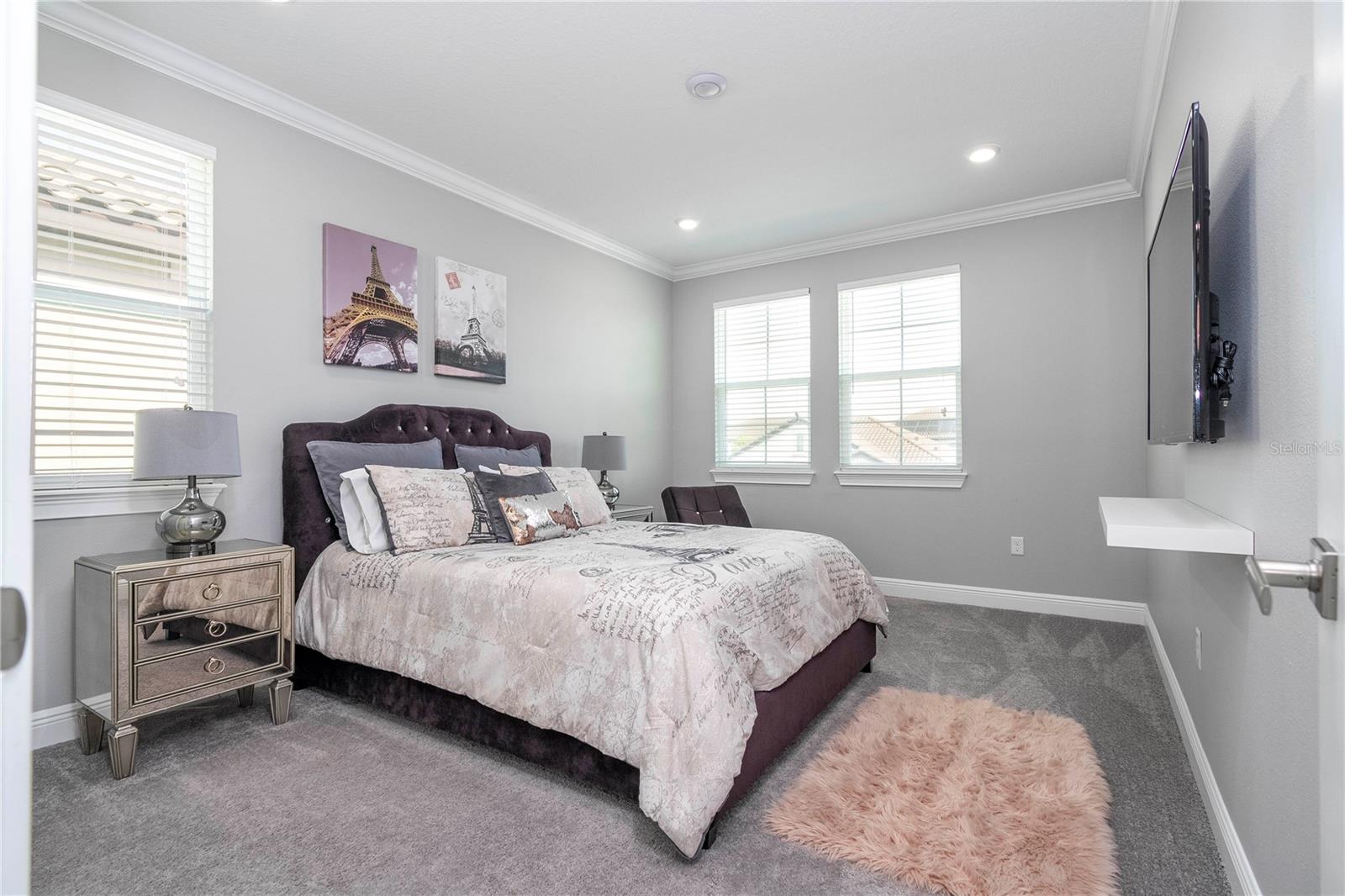 ESTATES/PARKSIDE - Residential