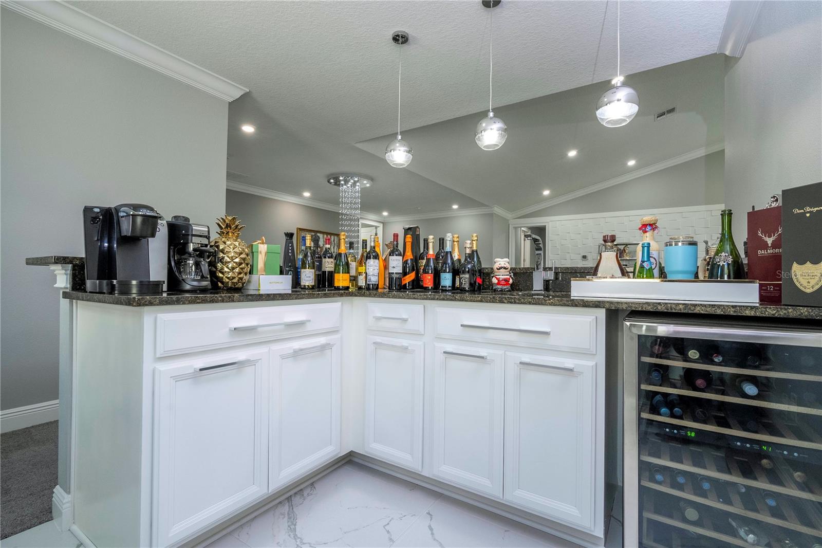 ESTATES/PARKSIDE - Residential