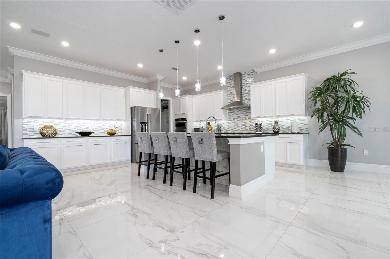 ESTATES/PARKSIDE - Residential