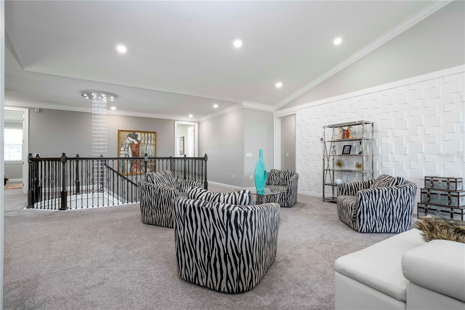 ESTATES/PARKSIDE - Residential