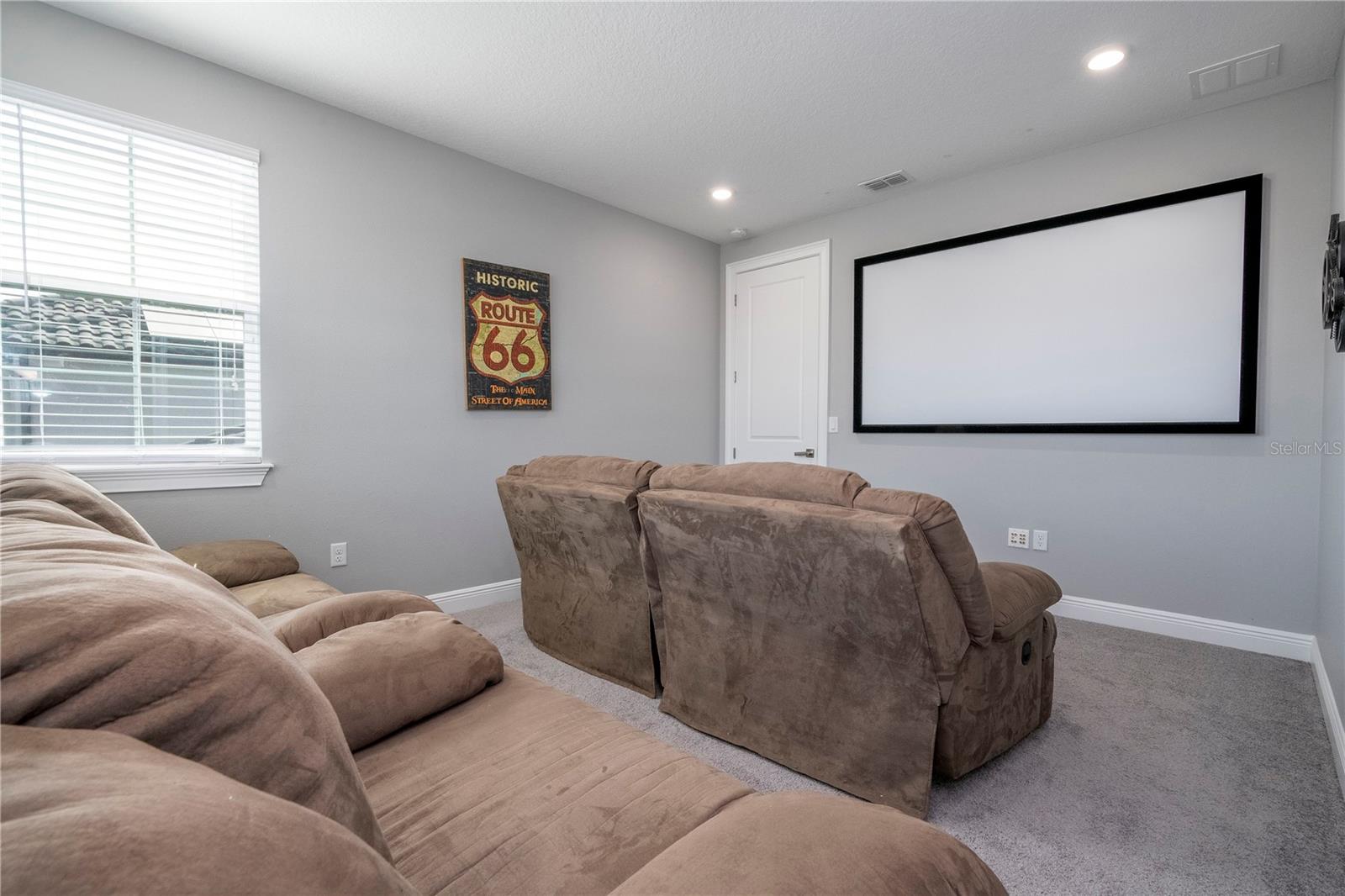 ESTATES/PARKSIDE - Residential