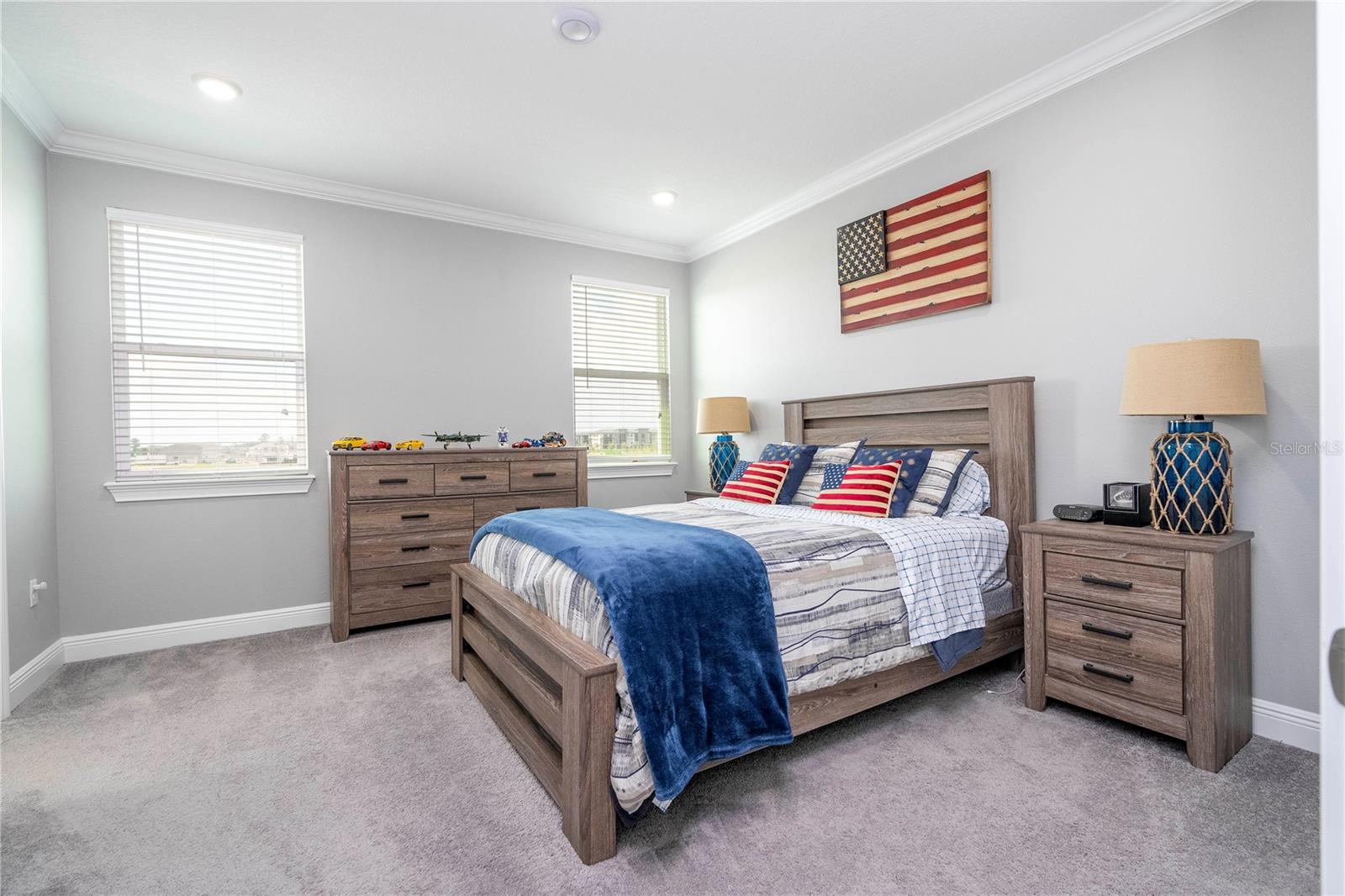 ESTATES/PARKSIDE - Residential