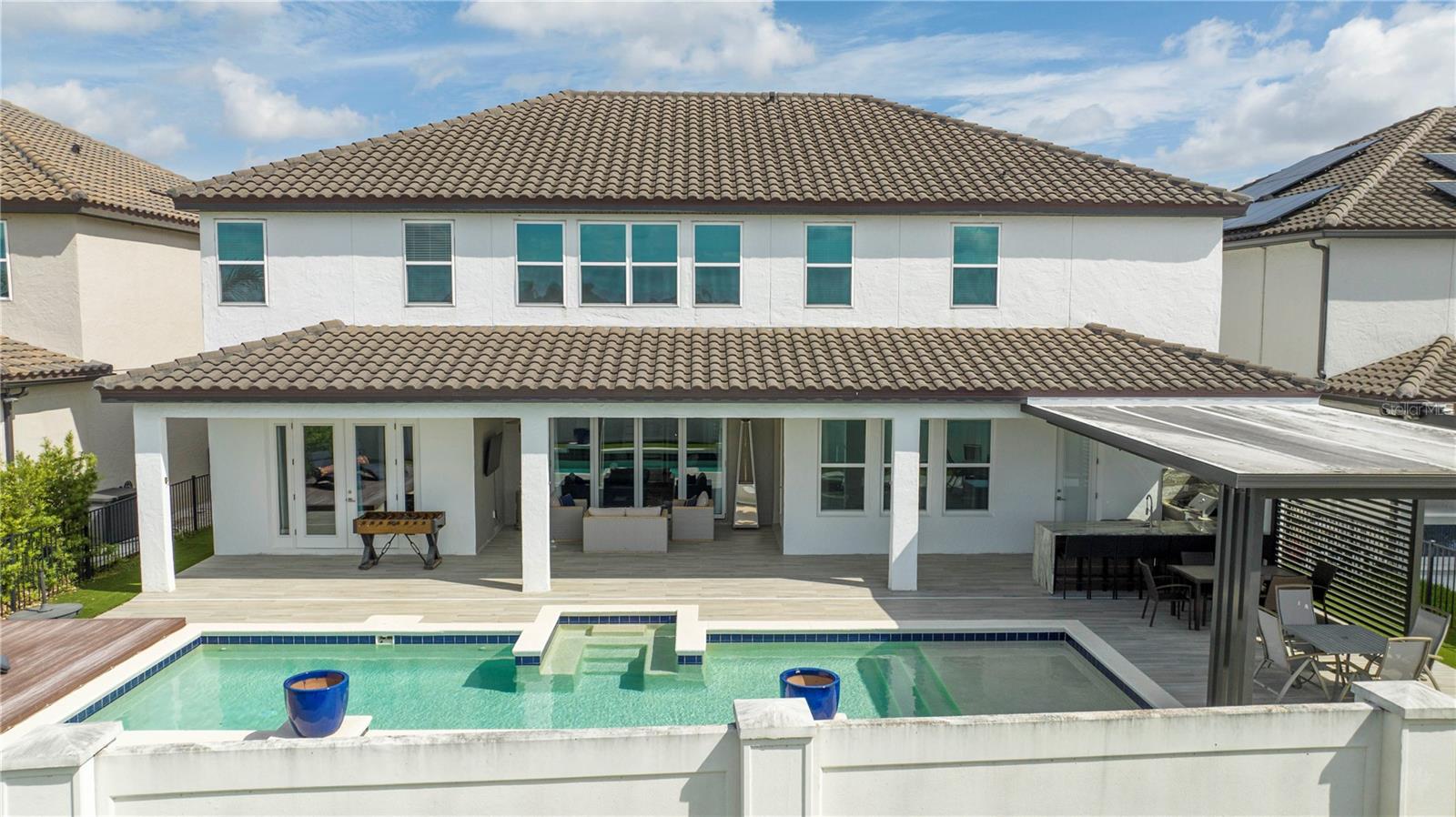 ESTATES/PARKSIDE - Residential