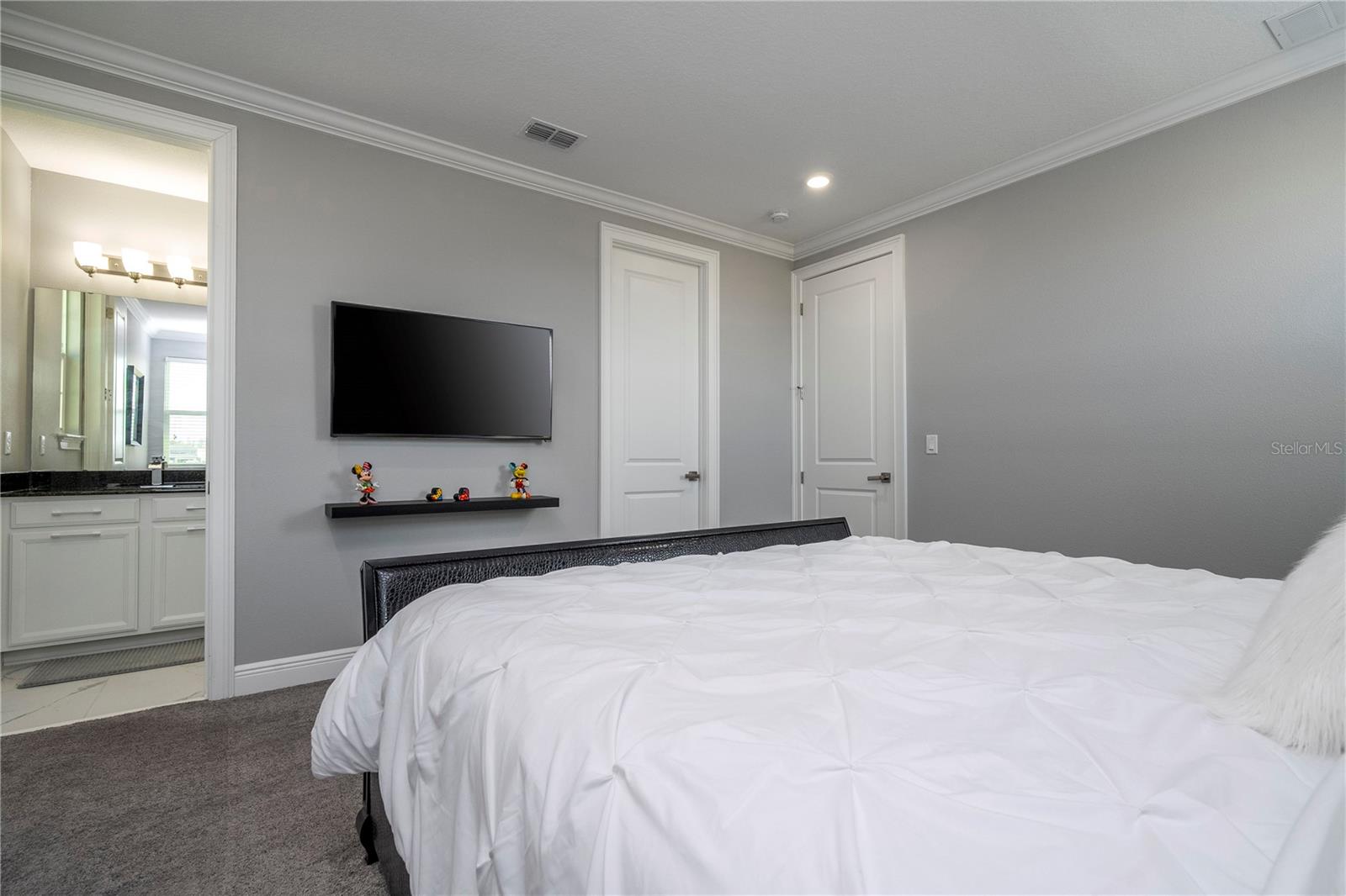 ESTATES/PARKSIDE - Residential