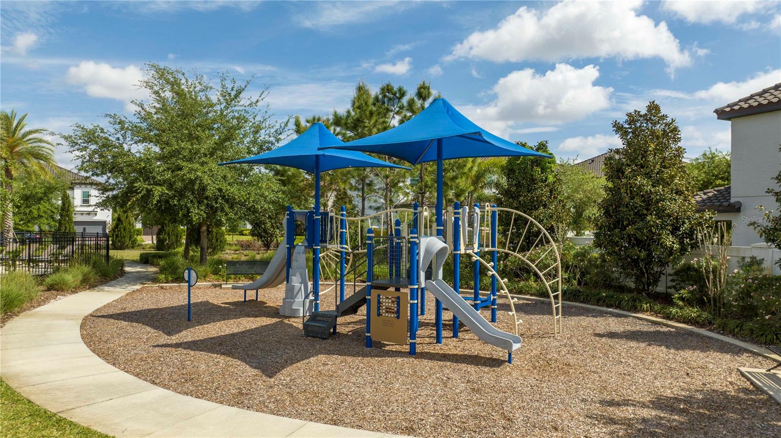 ESTATES/PARKSIDE - Residential