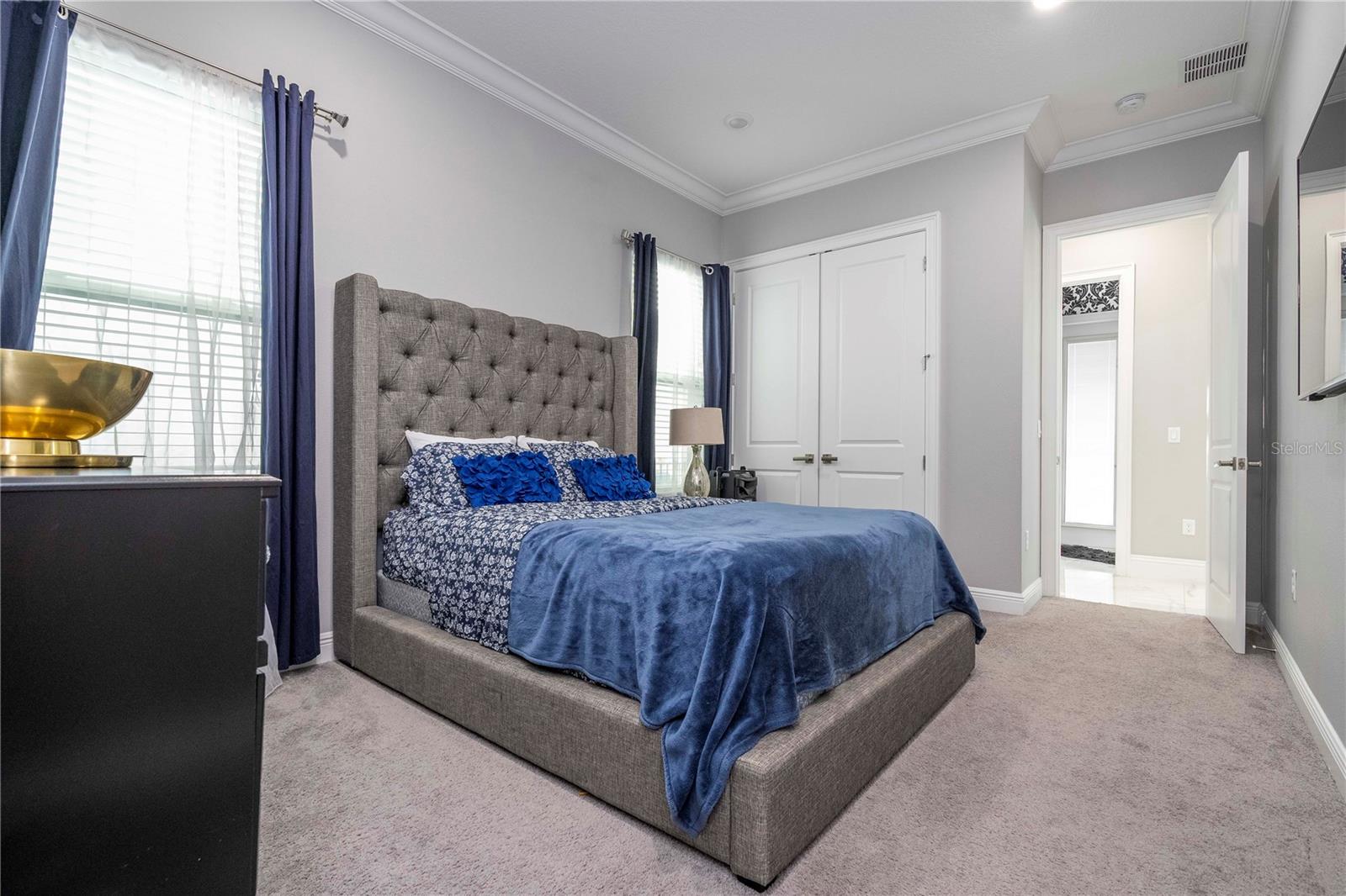 ESTATES/PARKSIDE - Residential