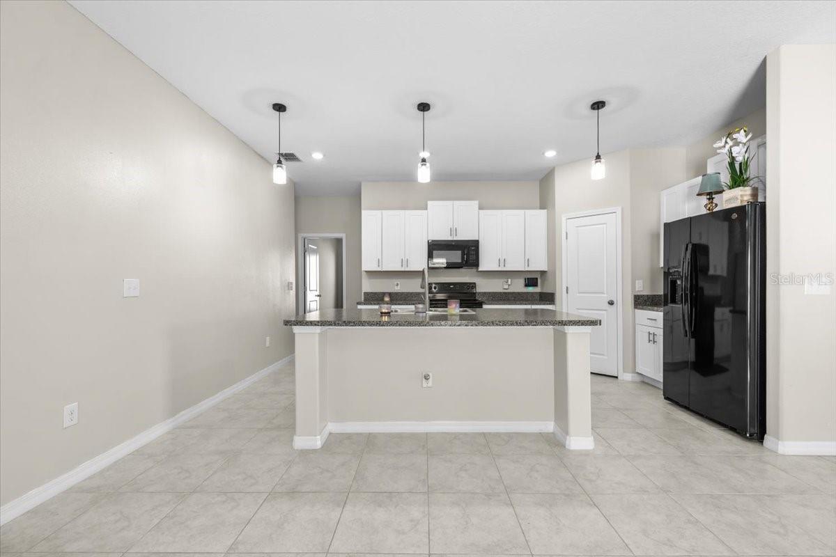 CYPRESS CRK PH 3 & 4 PRCL J - Residential Lease