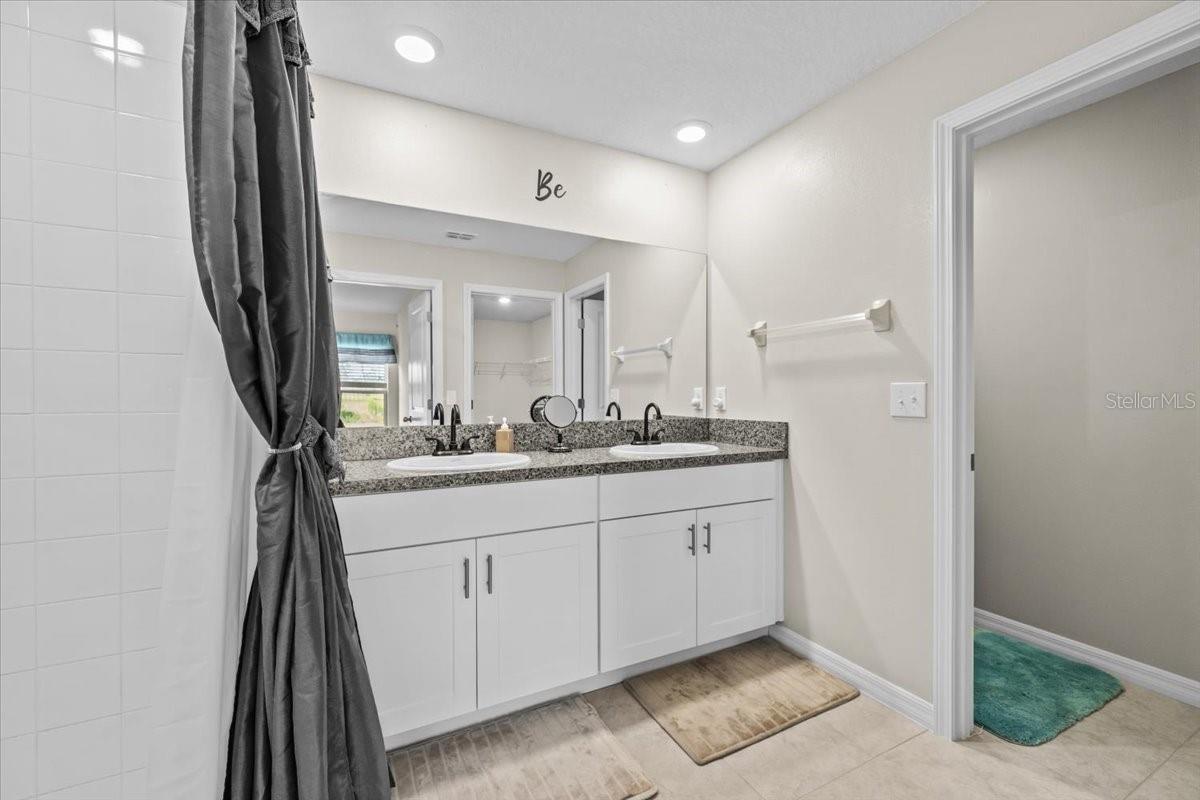 CYPRESS CRK PH 3 & 4 PRCL J - Residential Lease