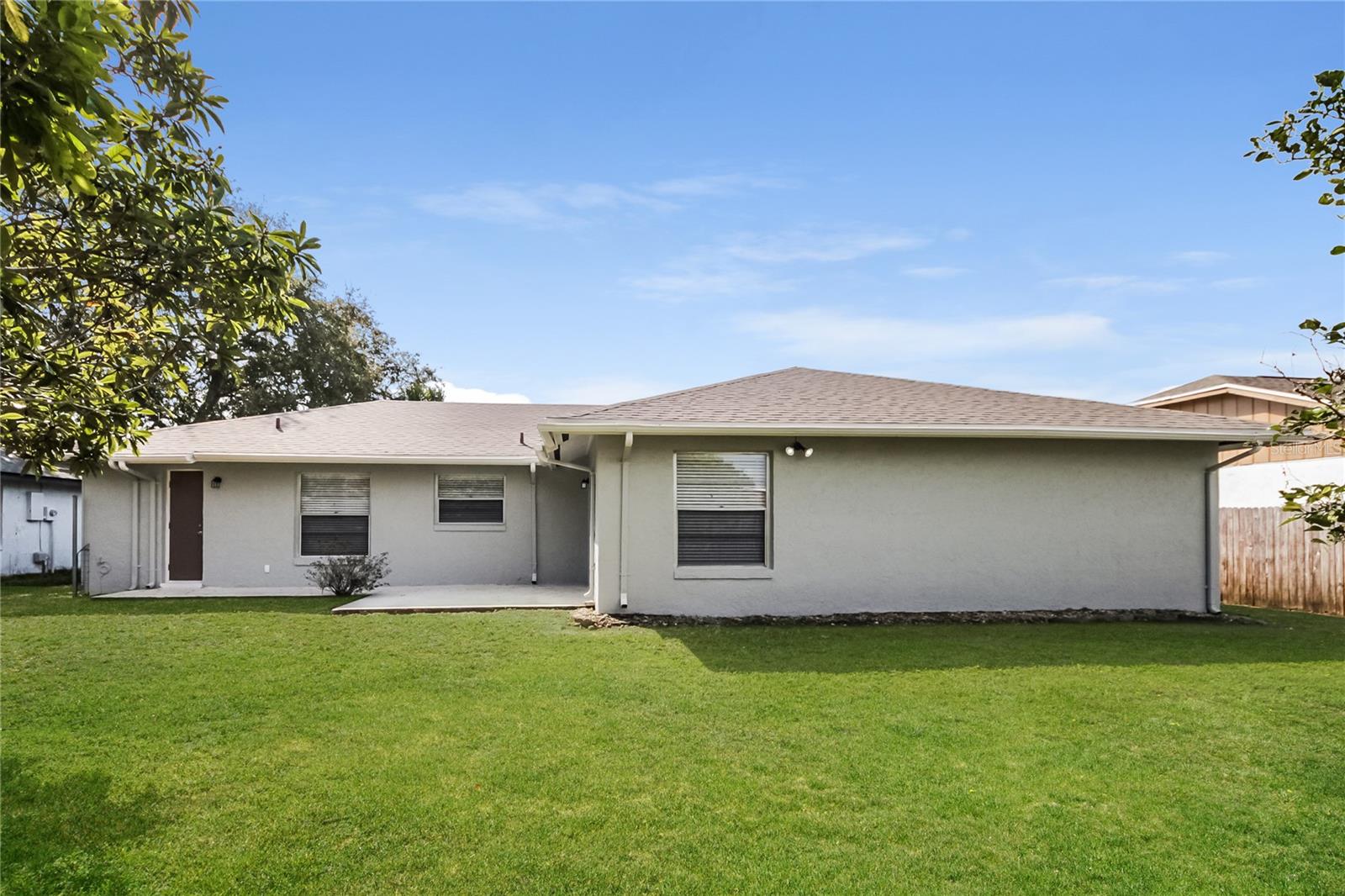 PEPPER MILL SEC 08 - Residential Lease