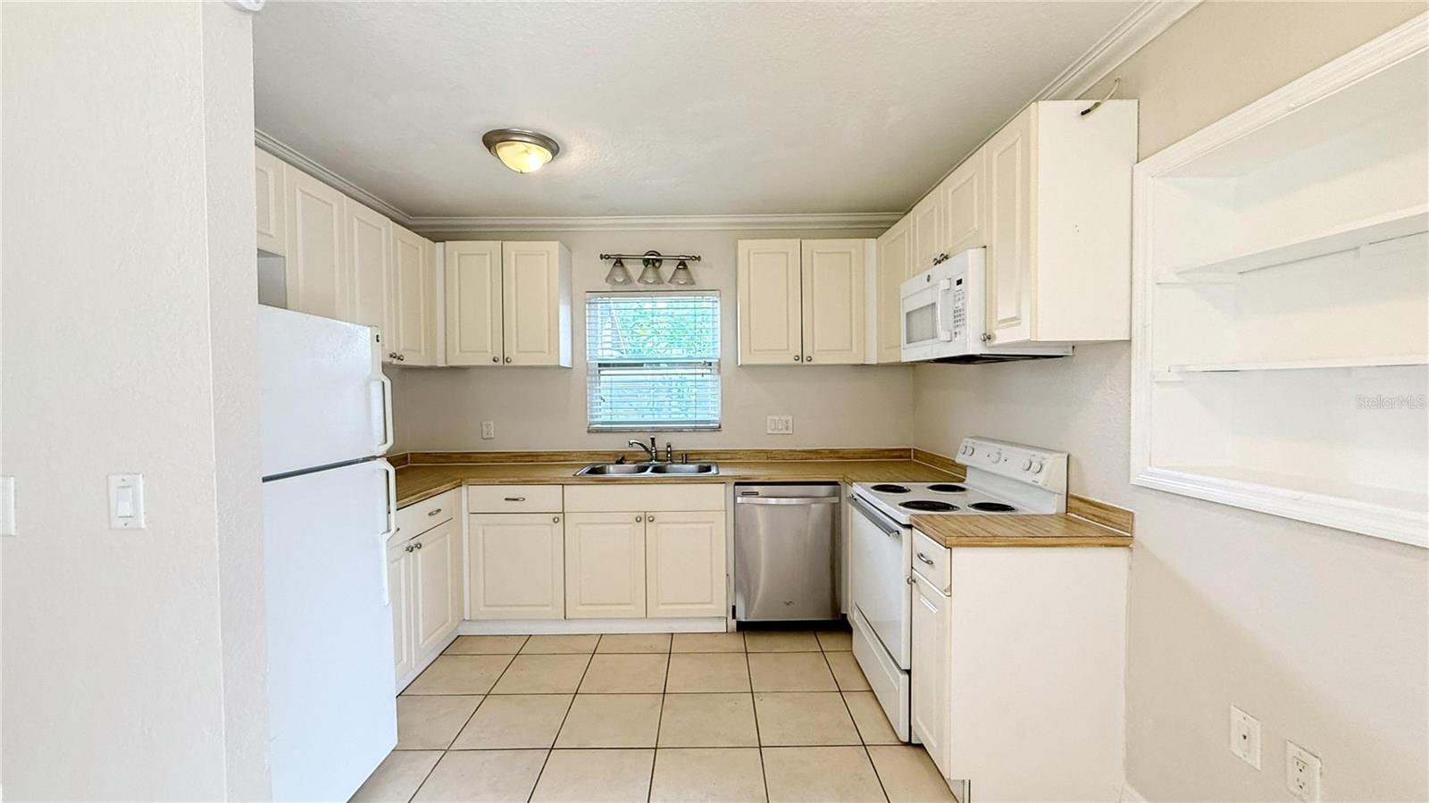 BELLEVIEW SUB - Residential