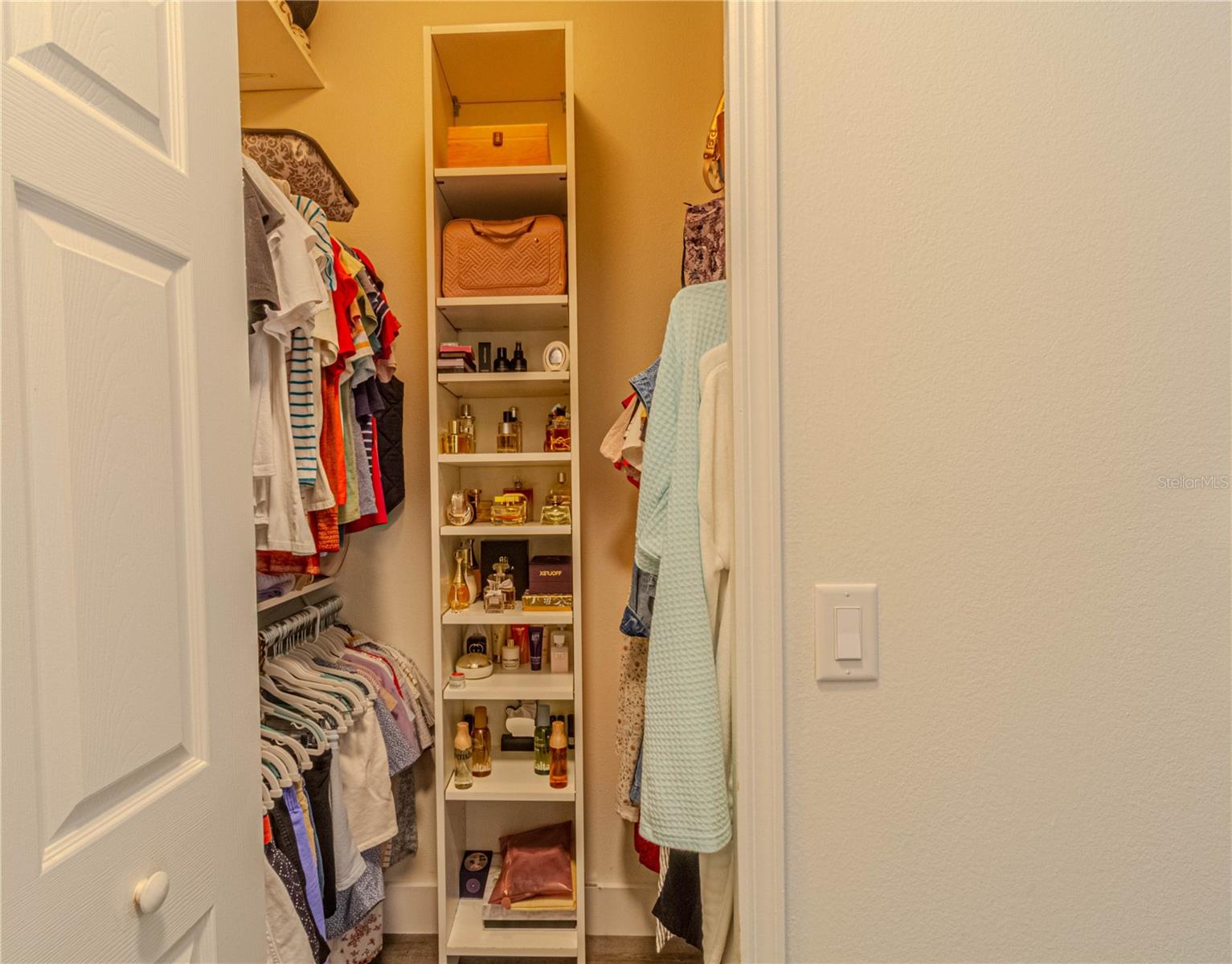 LOST LAKE ESTATES - Residential